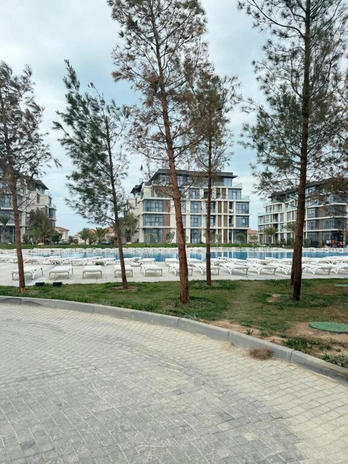 Satılır 2 otaqlı mənzil 85.6 m²