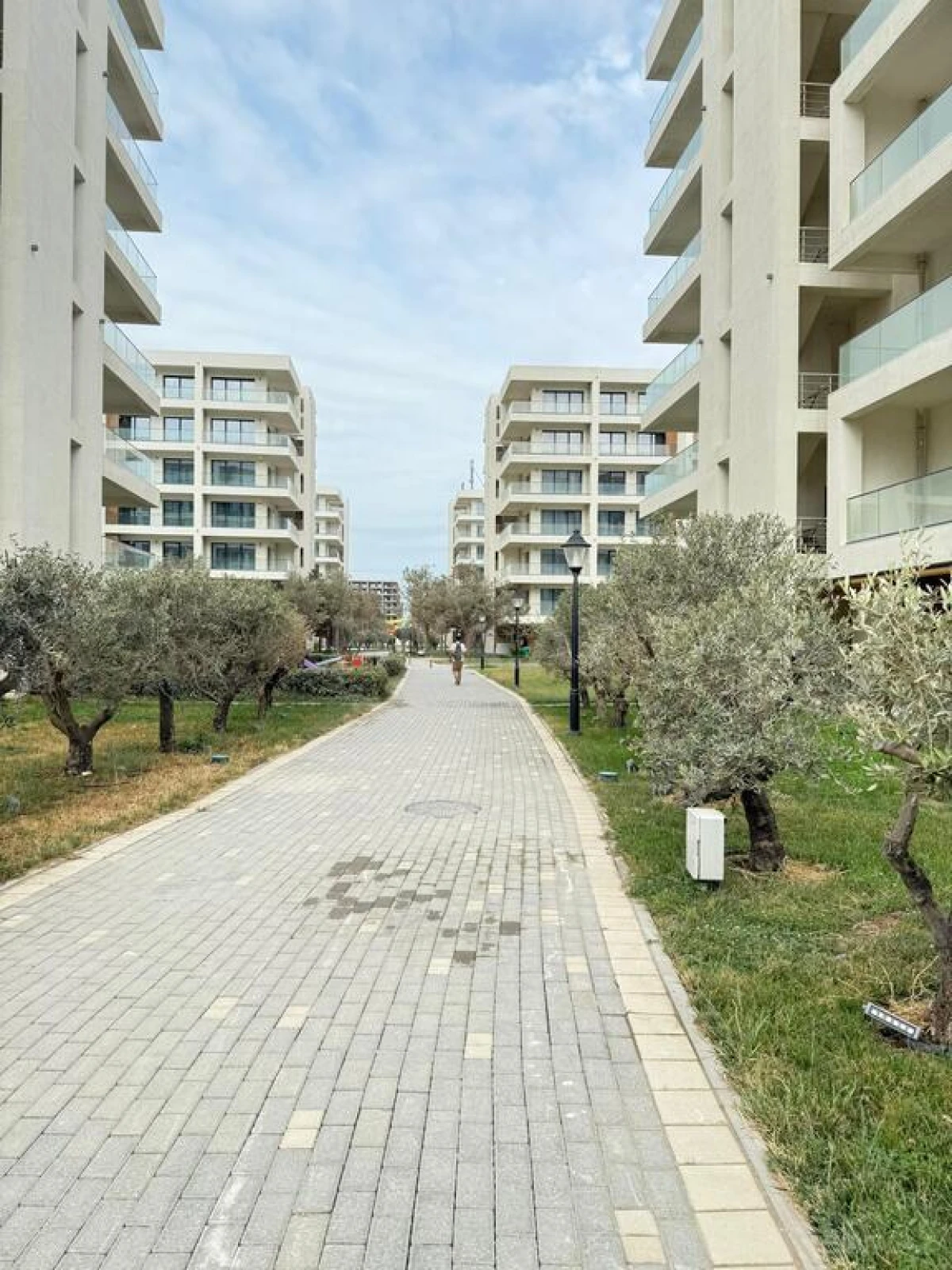 Satılır 1 otaqlı mənzil 58 m²