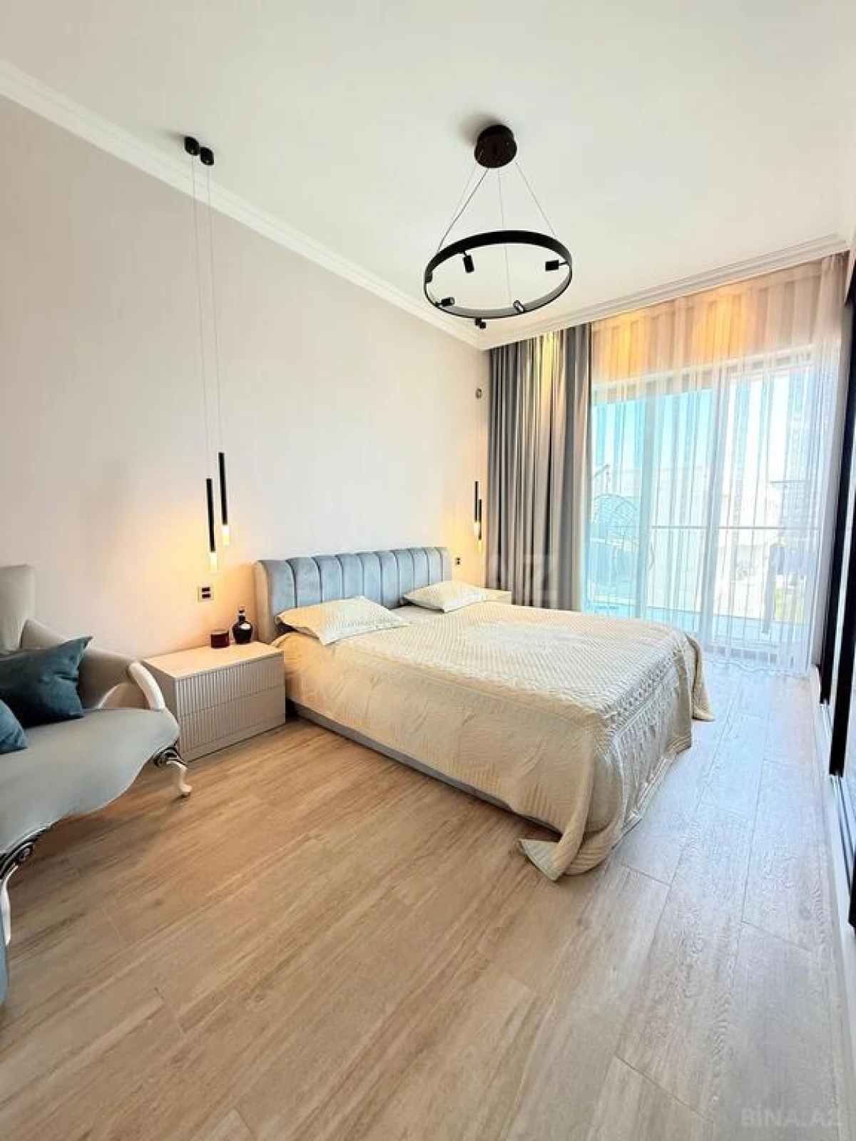 Satılır 3 otaqlı mənzil 100 m²