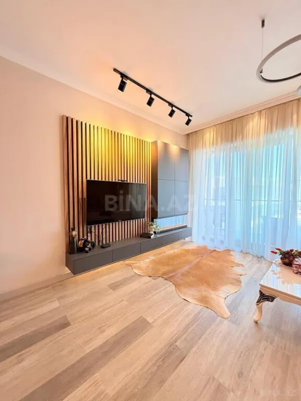 Satılır 3 otaqlı mənzil 100 m²
