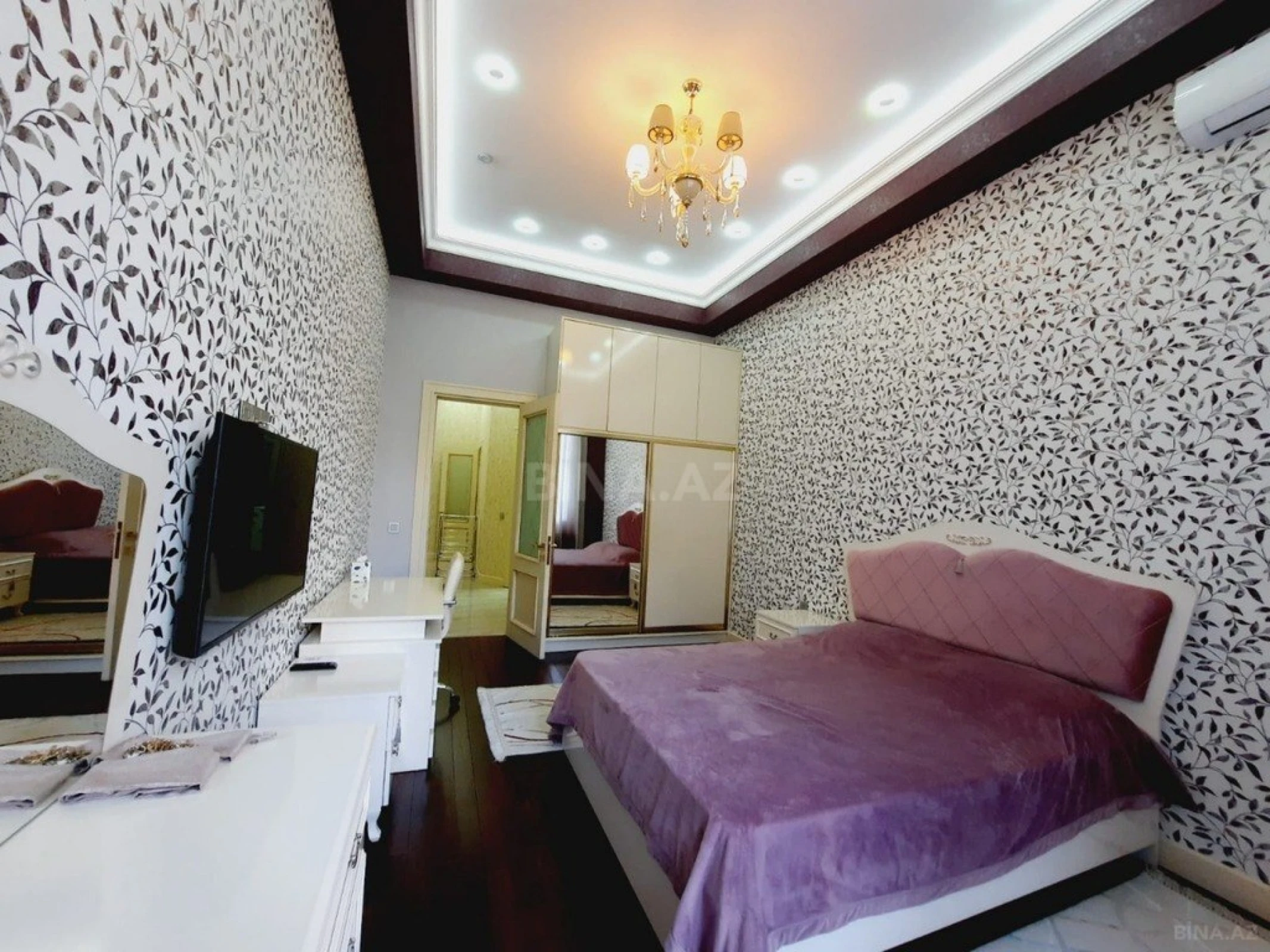 Kirayə verilir 6 otaqlı həyət evi 300 m²