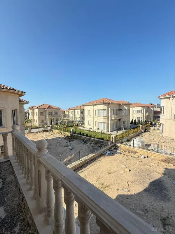 Satılır 6 otaqlı həyət evi 230 m²
