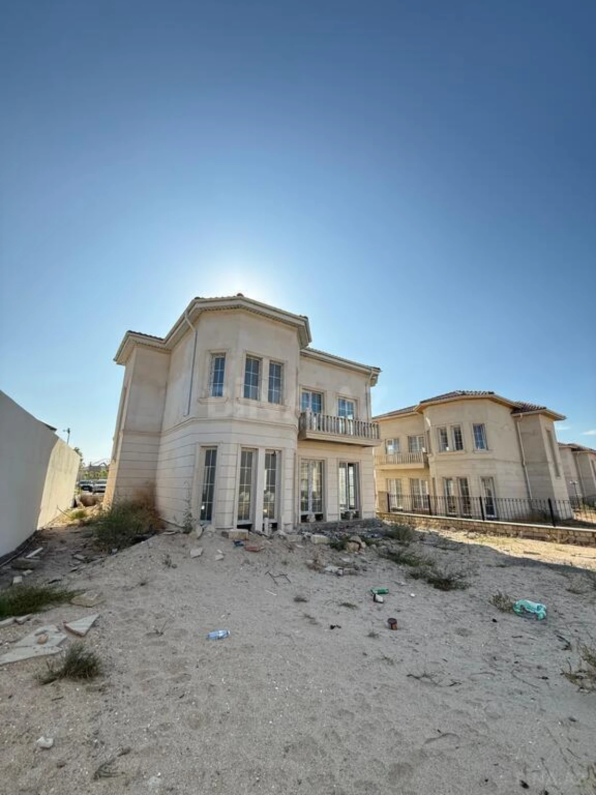 Satılır 6 otaqlı həyət evi 230 m²