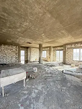 Satılır 6 otaqlı həyət evi 230 m²