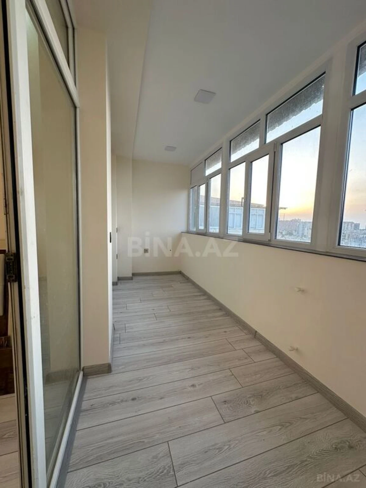 Satılır 3 otaqlı mənzil 60 m²