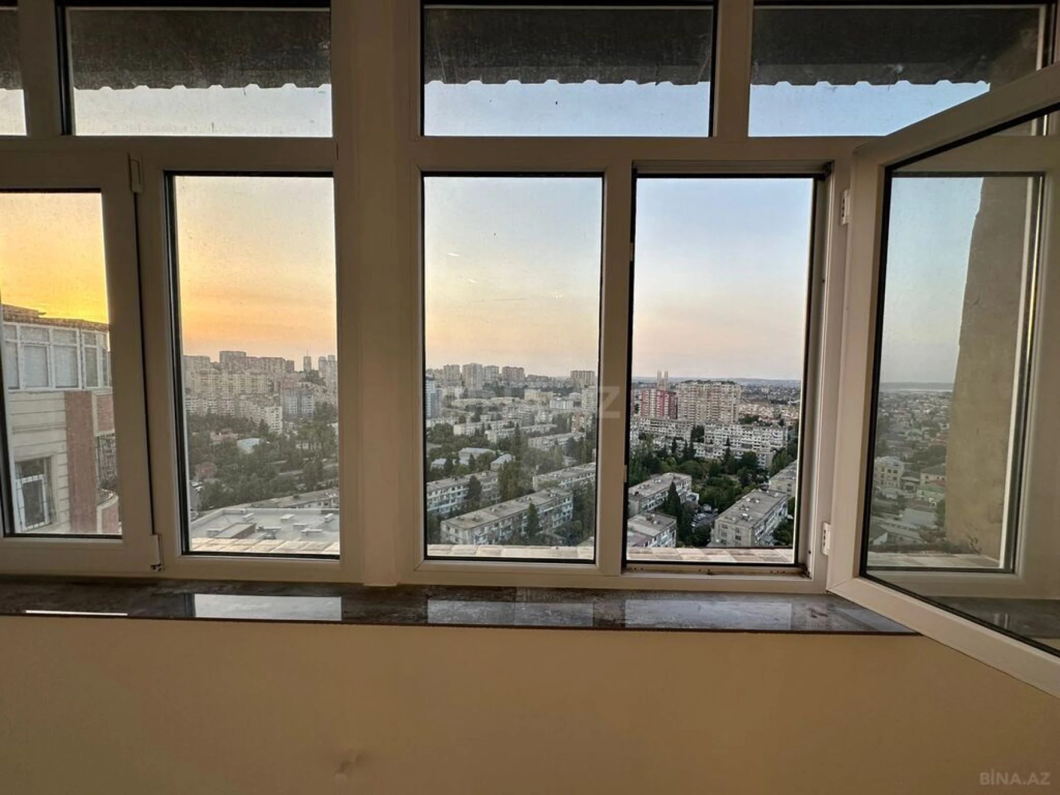 Satılır 3 otaqlı mənzil 60 m²