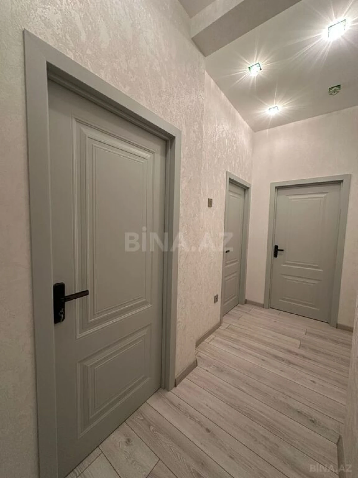 Satılır 3 otaqlı mənzil 60 m²