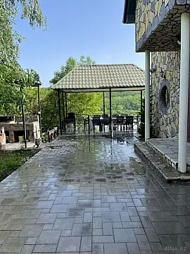 Satılır 4 otaqlı həyət evi 200 m²
