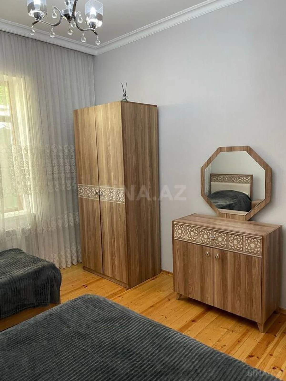 Satılır 4 otaqlı həyət evi 200 m²