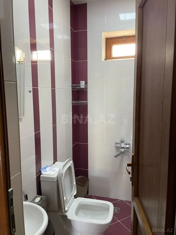 Satılır 4 otaqlı həyət evi 200 m²