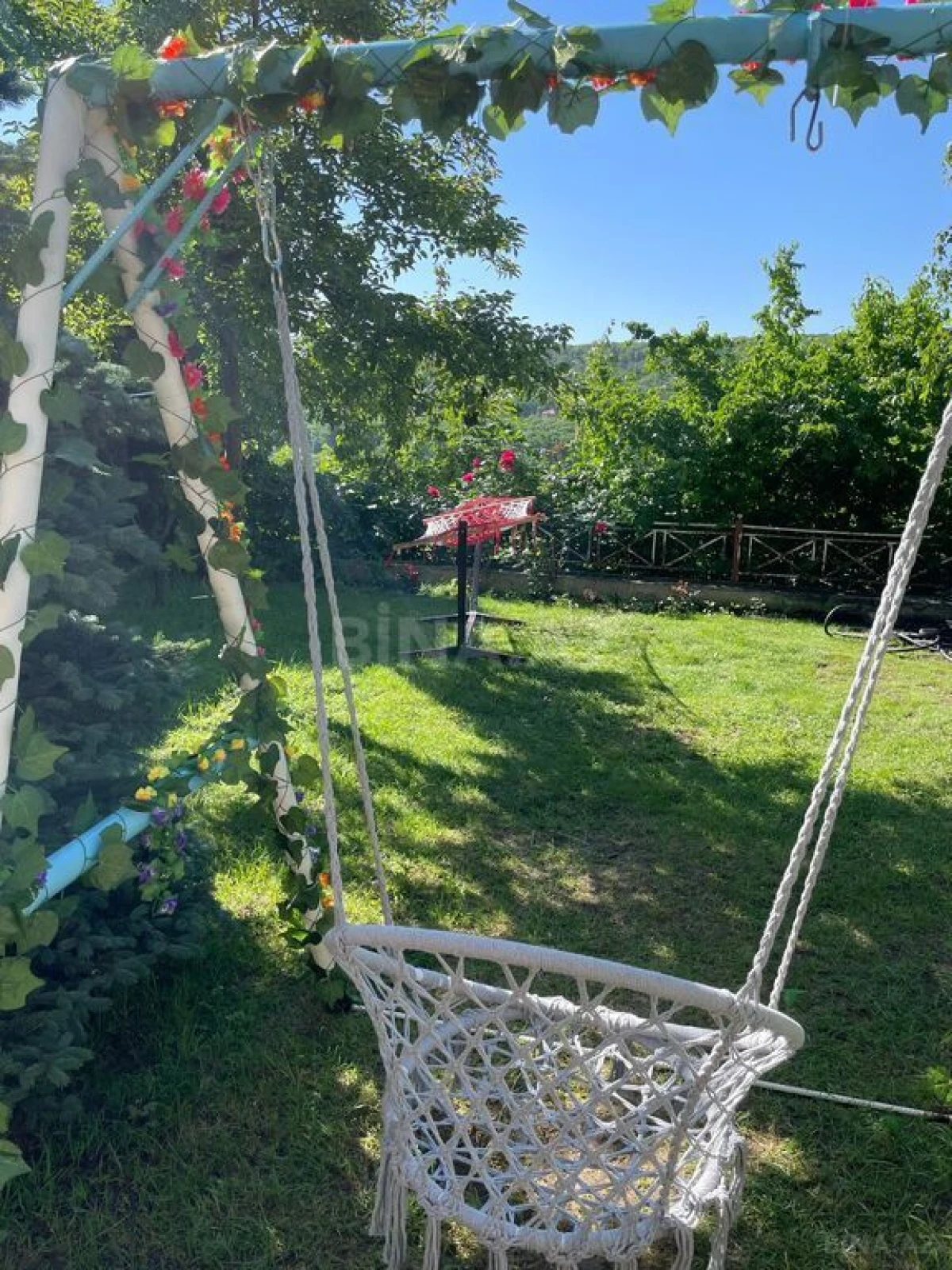 Satılır 4 otaqlı həyət evi 200 m²