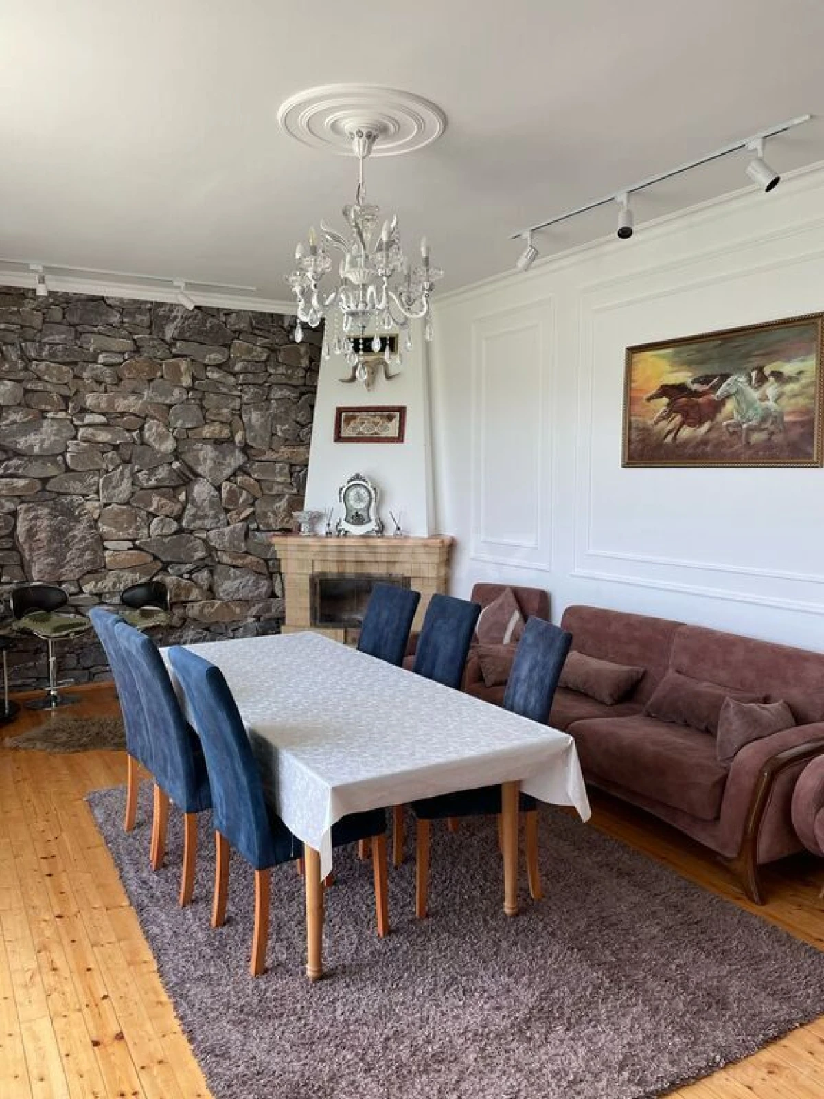 Satılır 4 otaqlı həyət evi 200 m²