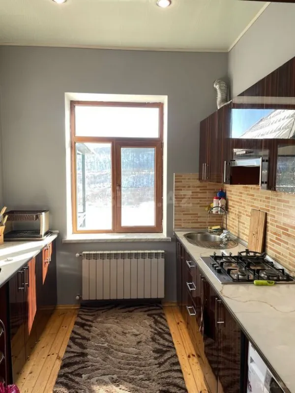 Satılır 4 otaqlı həyət evi 200 m²