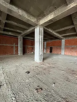 Satılır obyekt 2230 m²