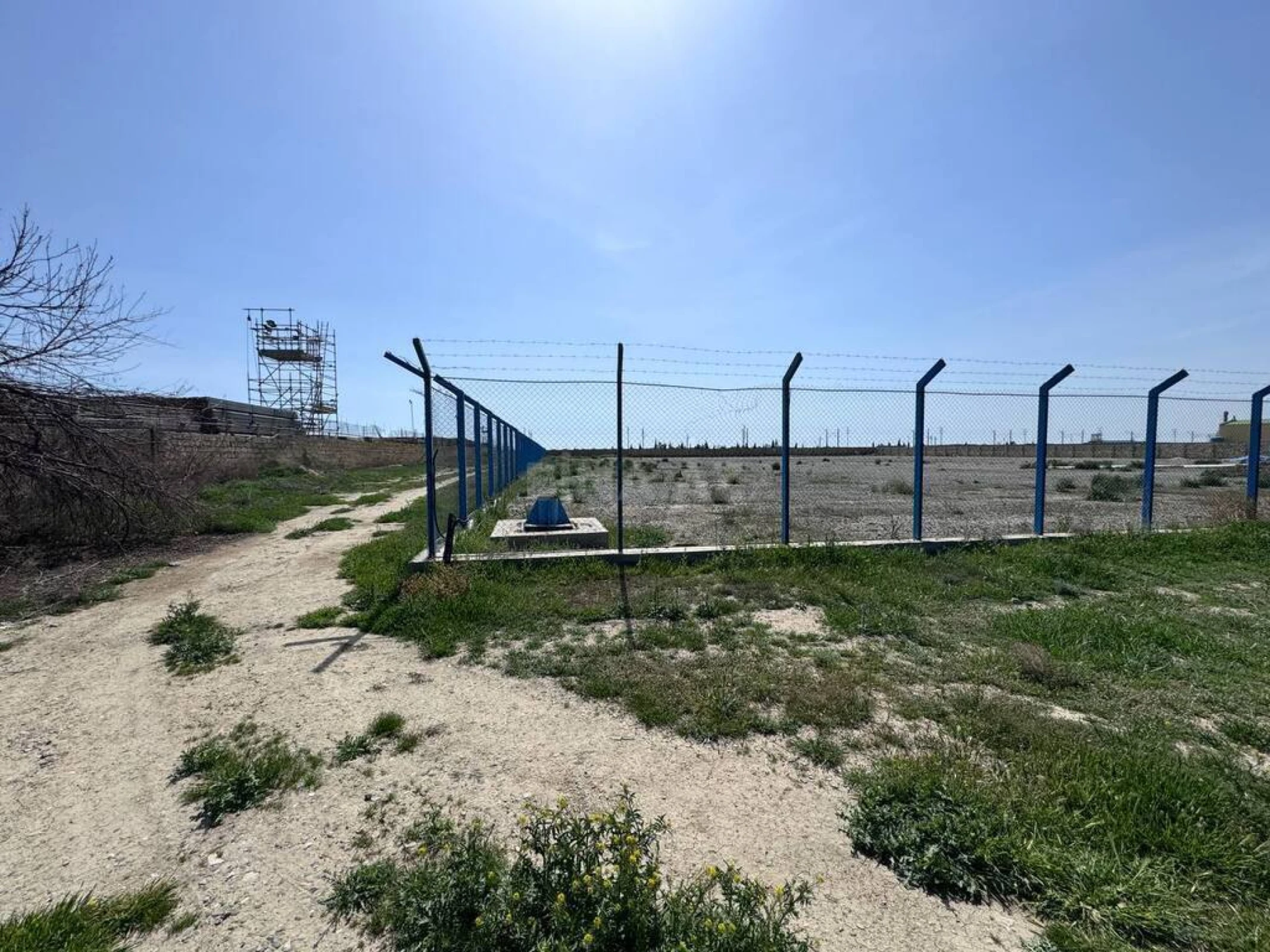 Satılır torpaq sahəsi 200 m²