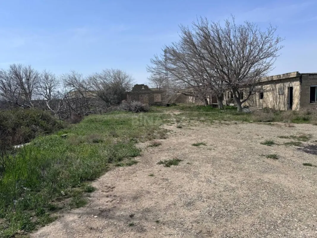 Satılır torpaq sahəsi 200 m²