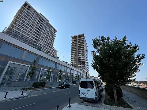 Satılır obyekt 385 m²