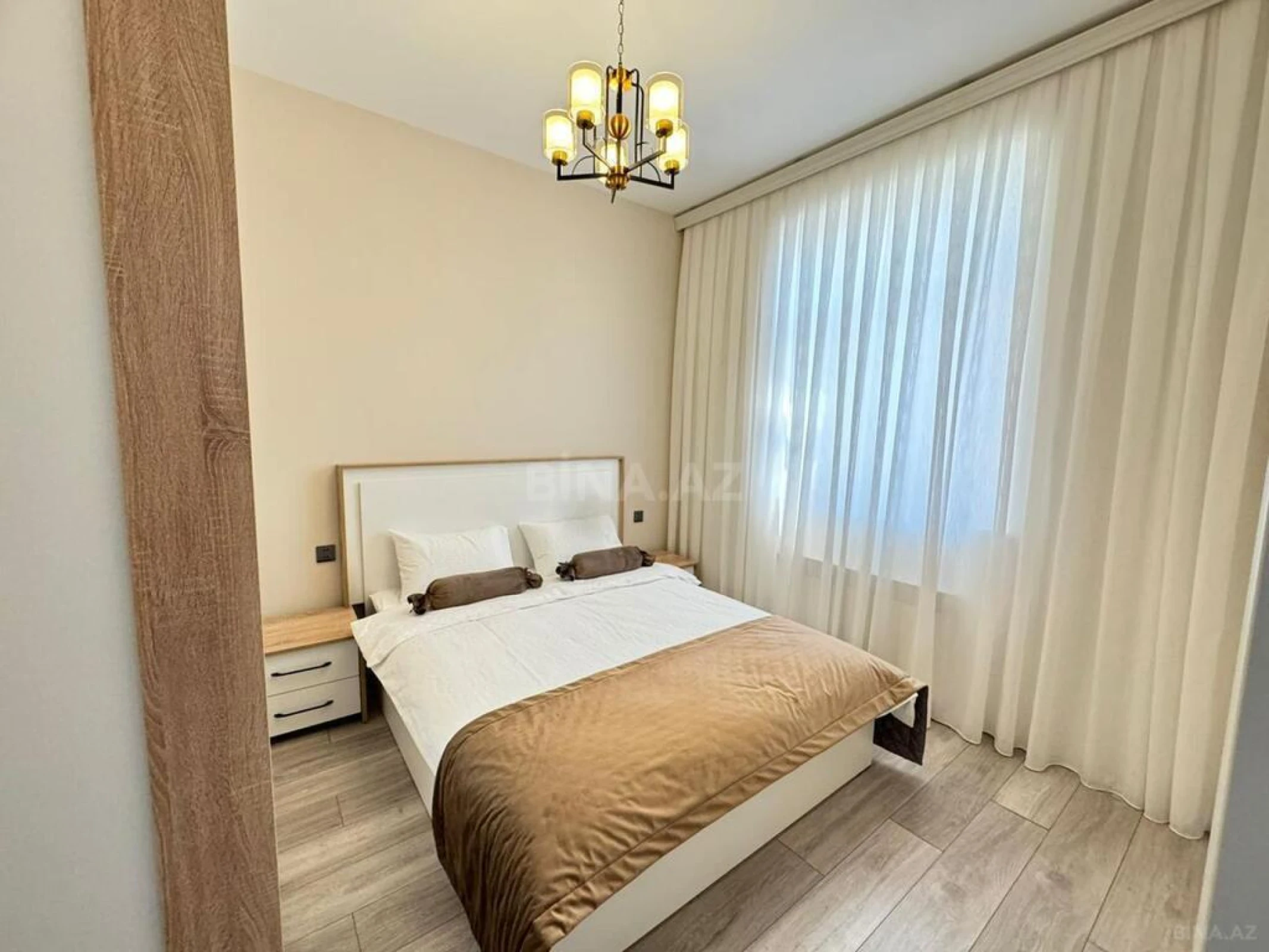 Satılır 6 otaqlı həyət evi 200 m²