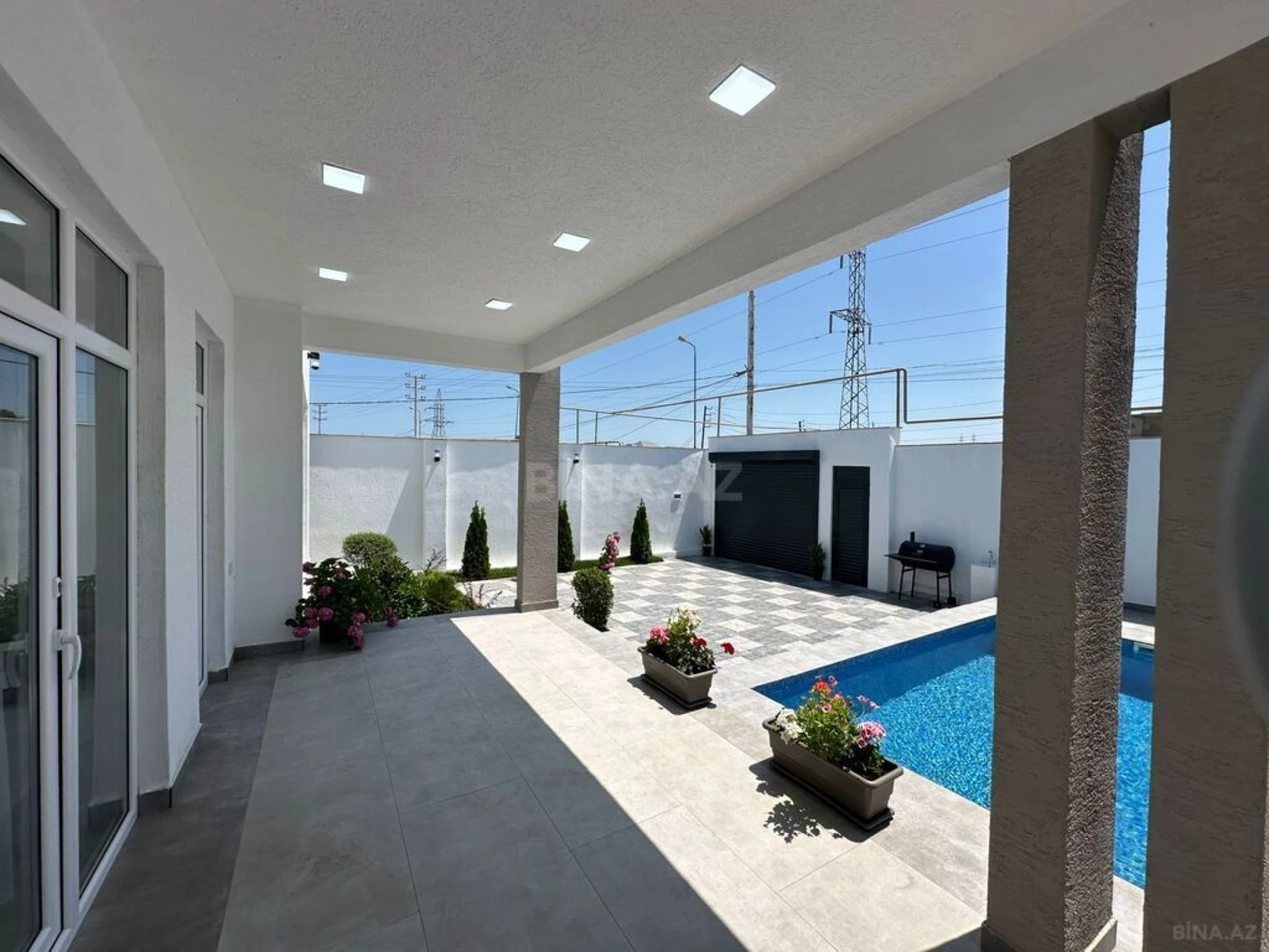 Satılır 4 otaqlı həyət evi 160 m²