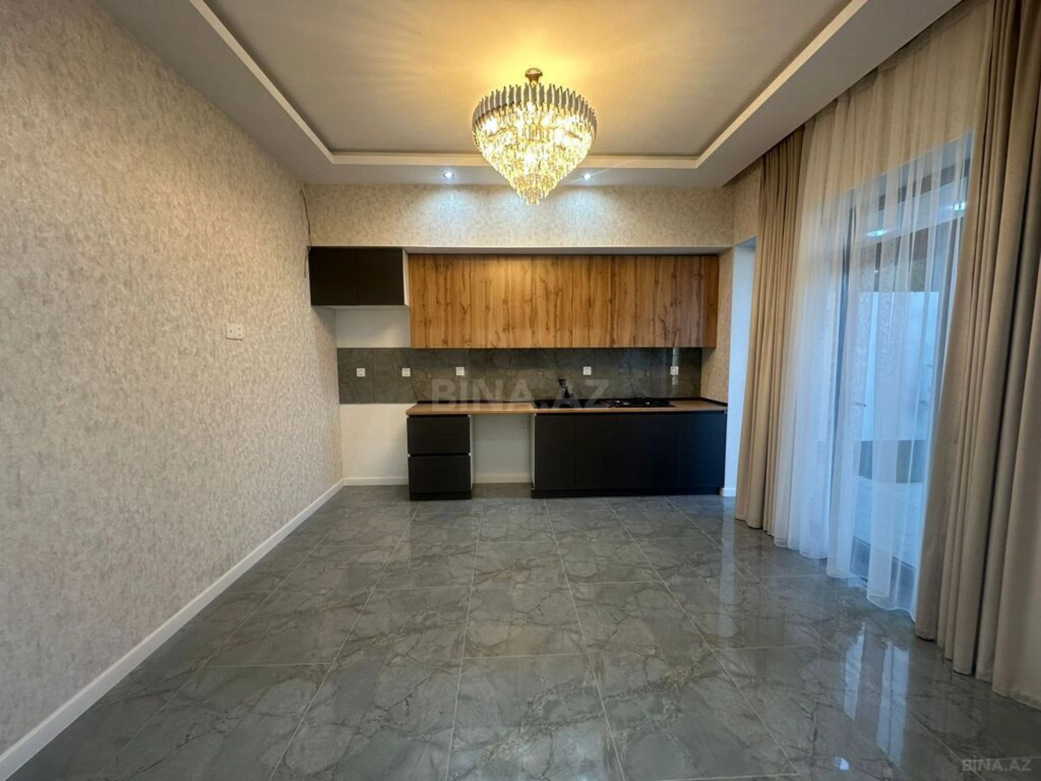 Satılır 4 otaqlı həyət evi 170 m²