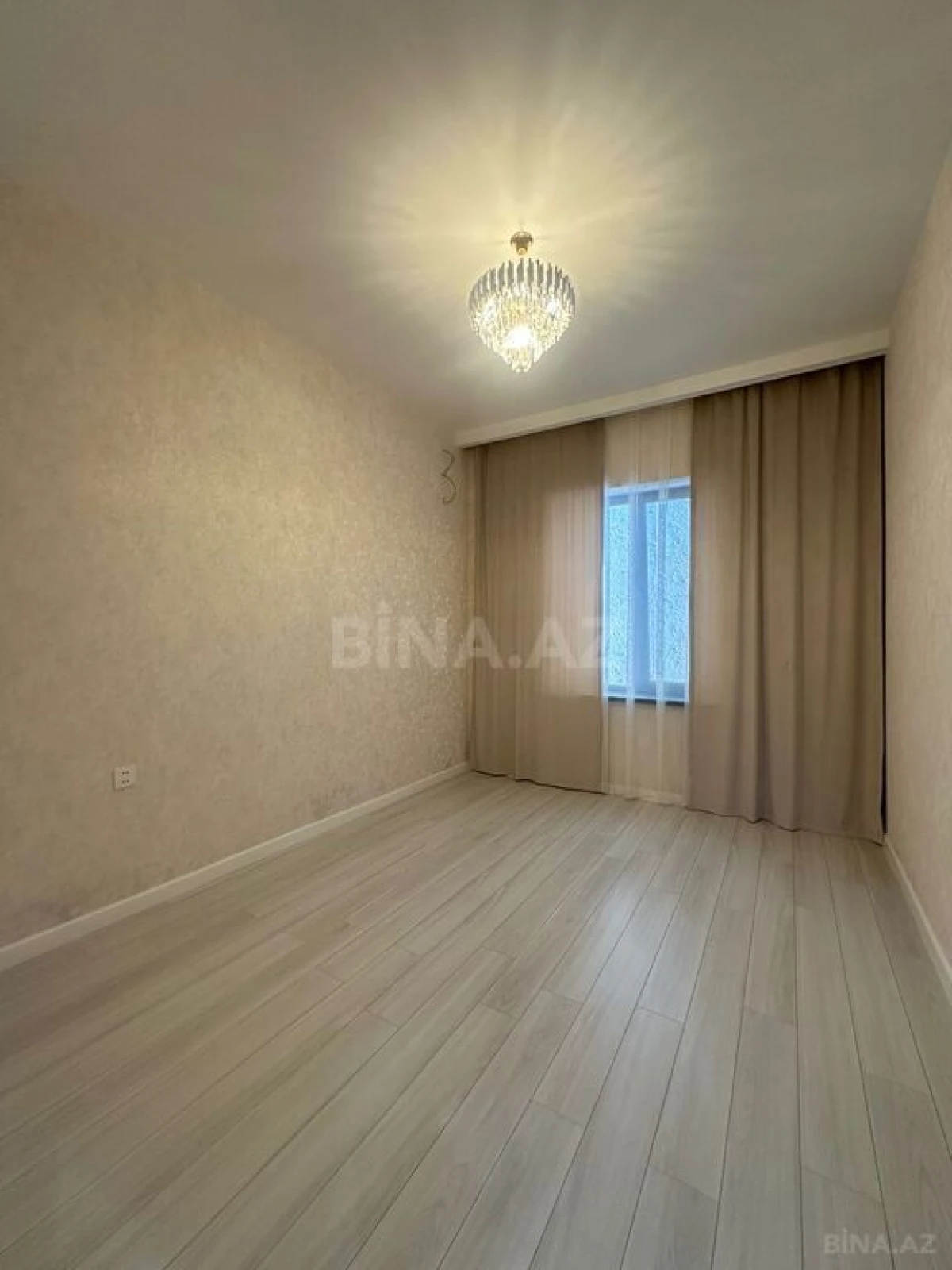 Satılır 4 otaqlı həyət evi 170 m²