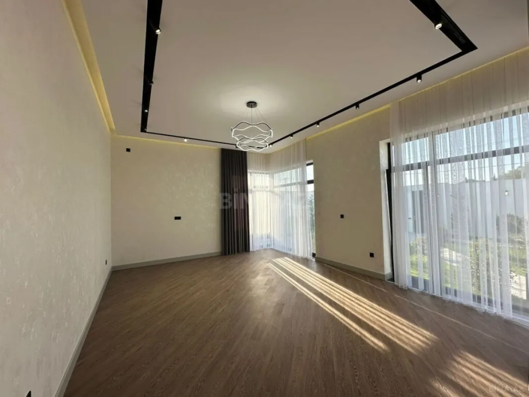 Satılır 4 otaqlı həyət evi 170 m²