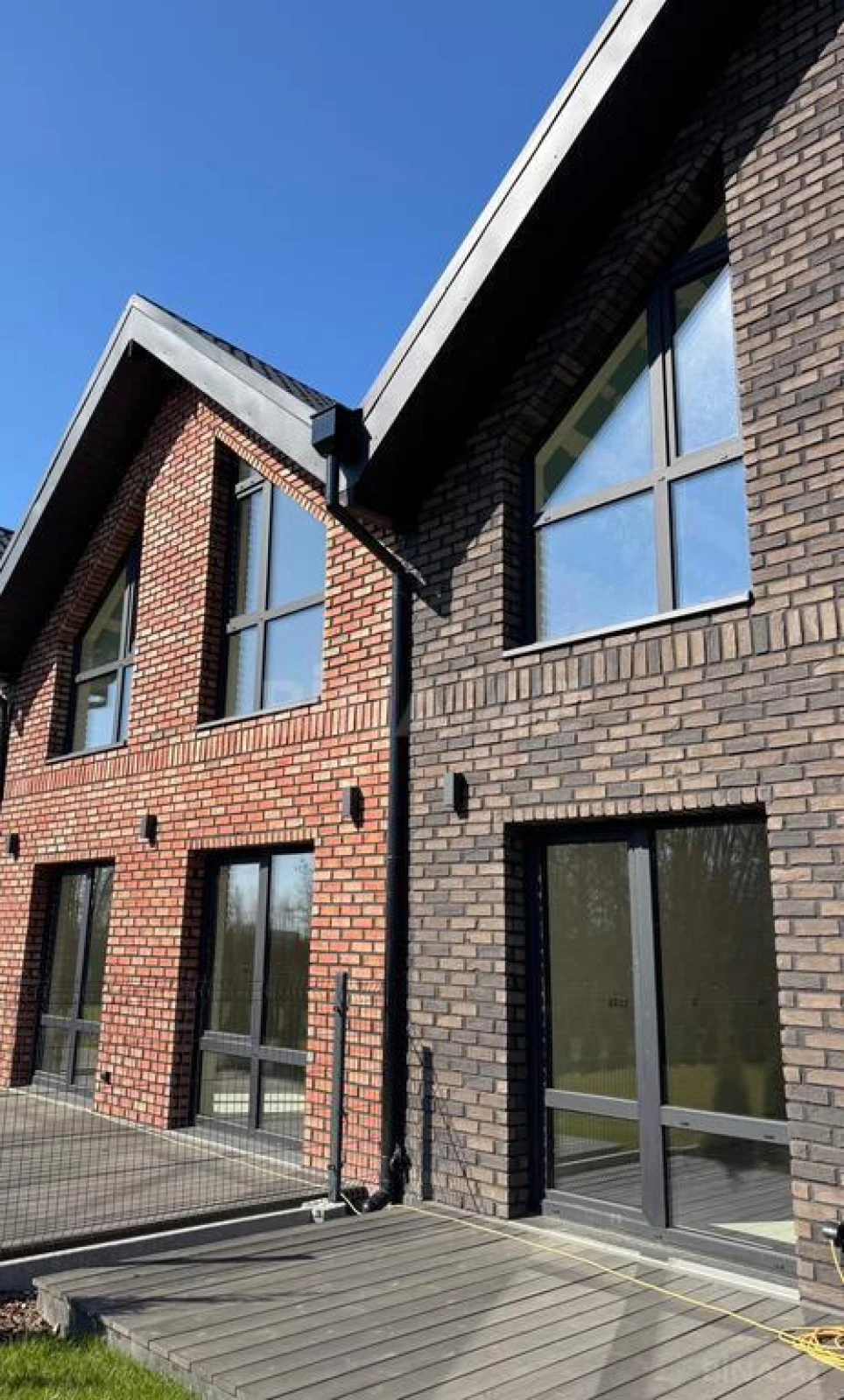 Satılır 4 otaqlı həyət evi 100 m²