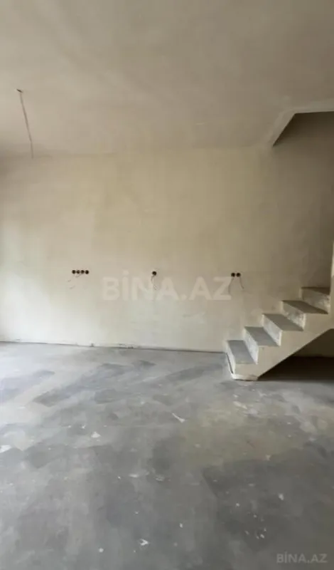 Satılır 4 otaqlı həyət evi 100 m²