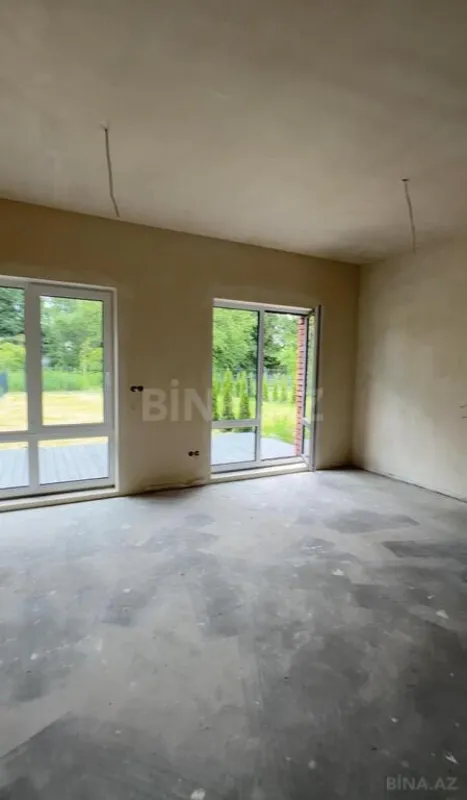 Satılır 4 otaqlı həyət evi 100 m²