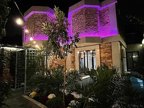 Satılır 6 otaqlı həyət evi 352 m² — Bakı 6 otaq 352.00 m²