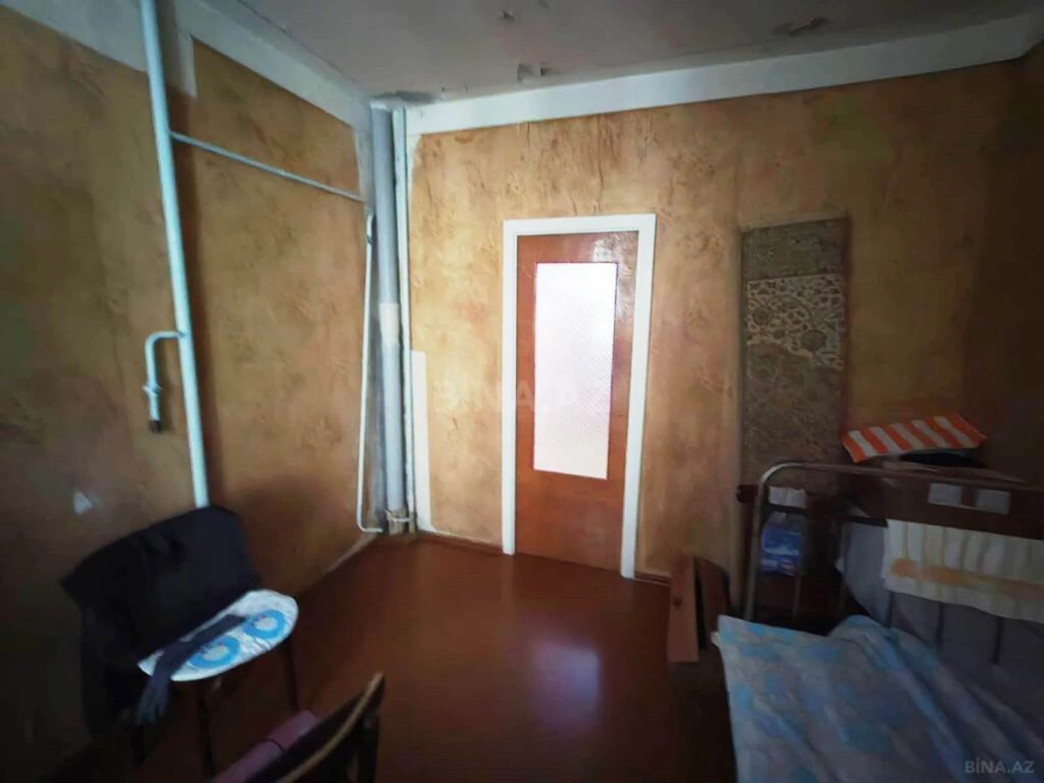 Satılır 5 otaqlı mənzil 127 m²