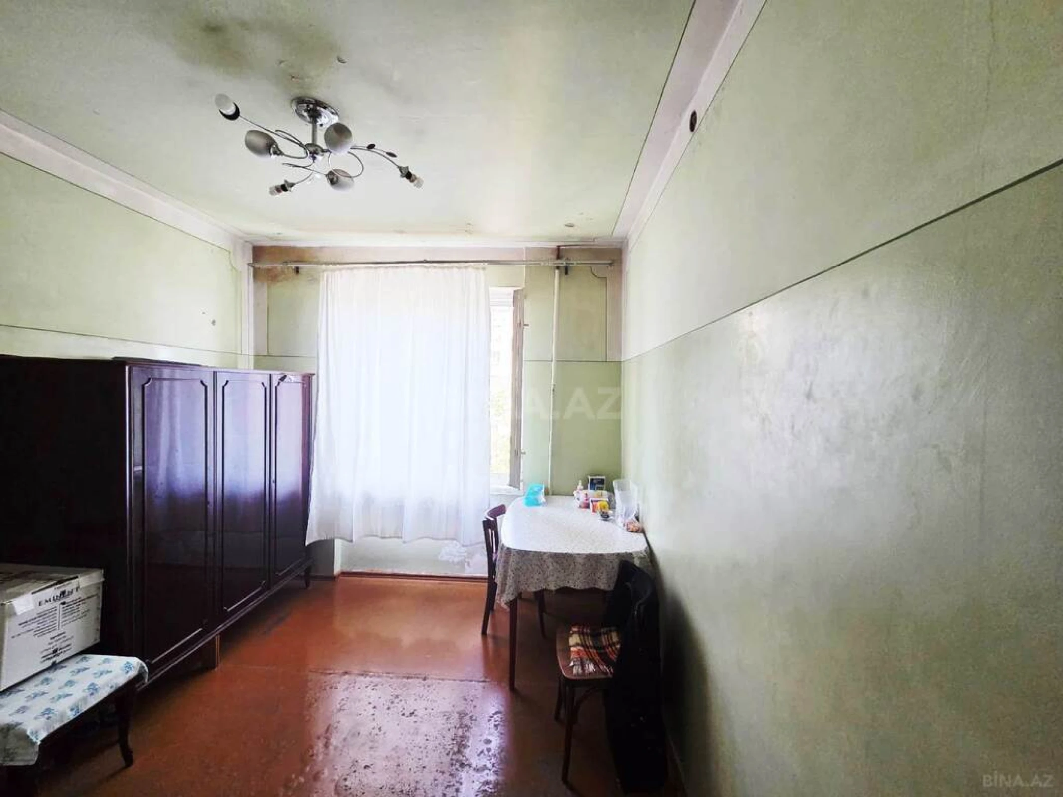 Satılır 5 otaqlı mənzil 127 m²