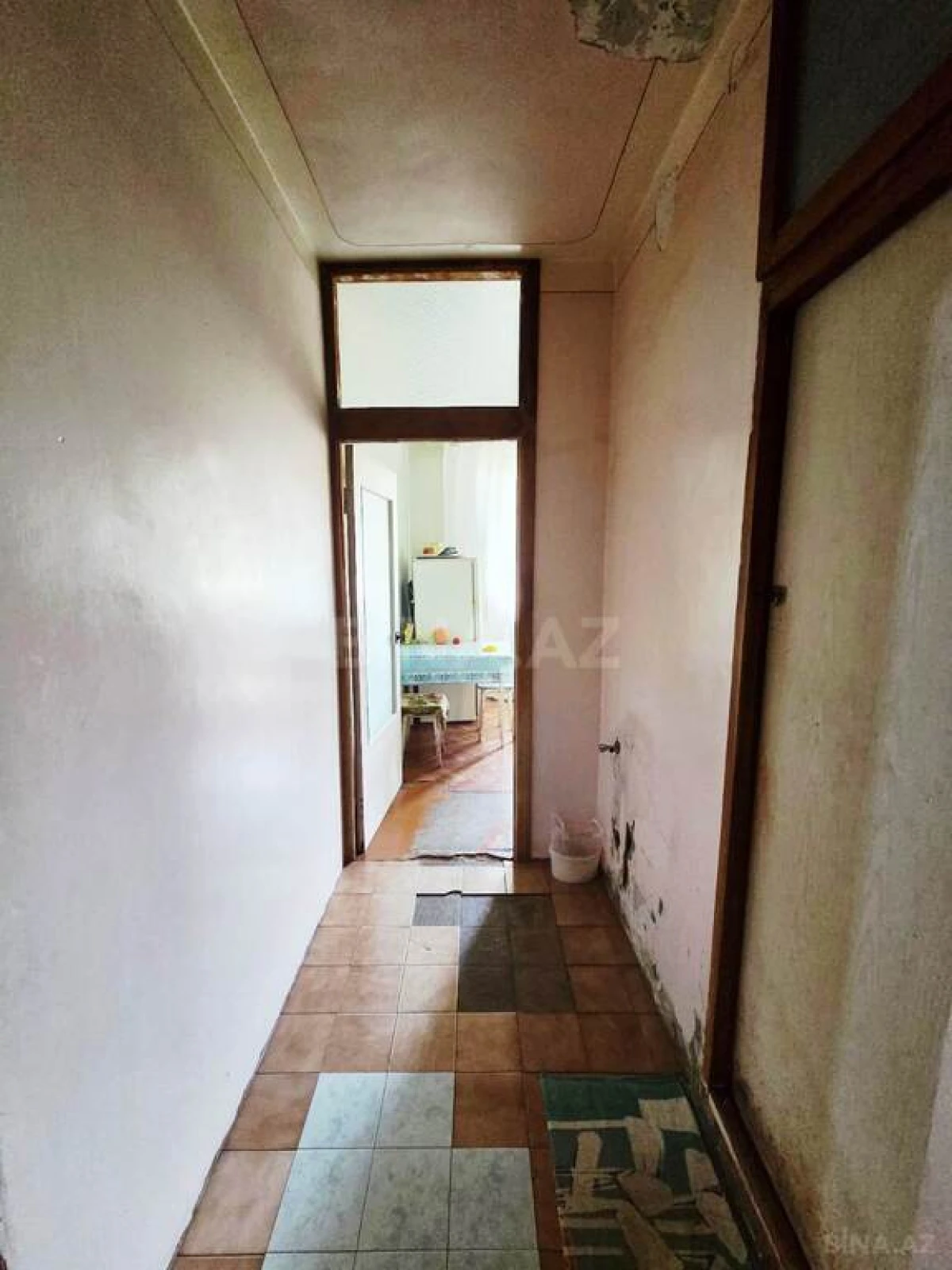 Satılır 5 otaqlı mənzil 127 m²