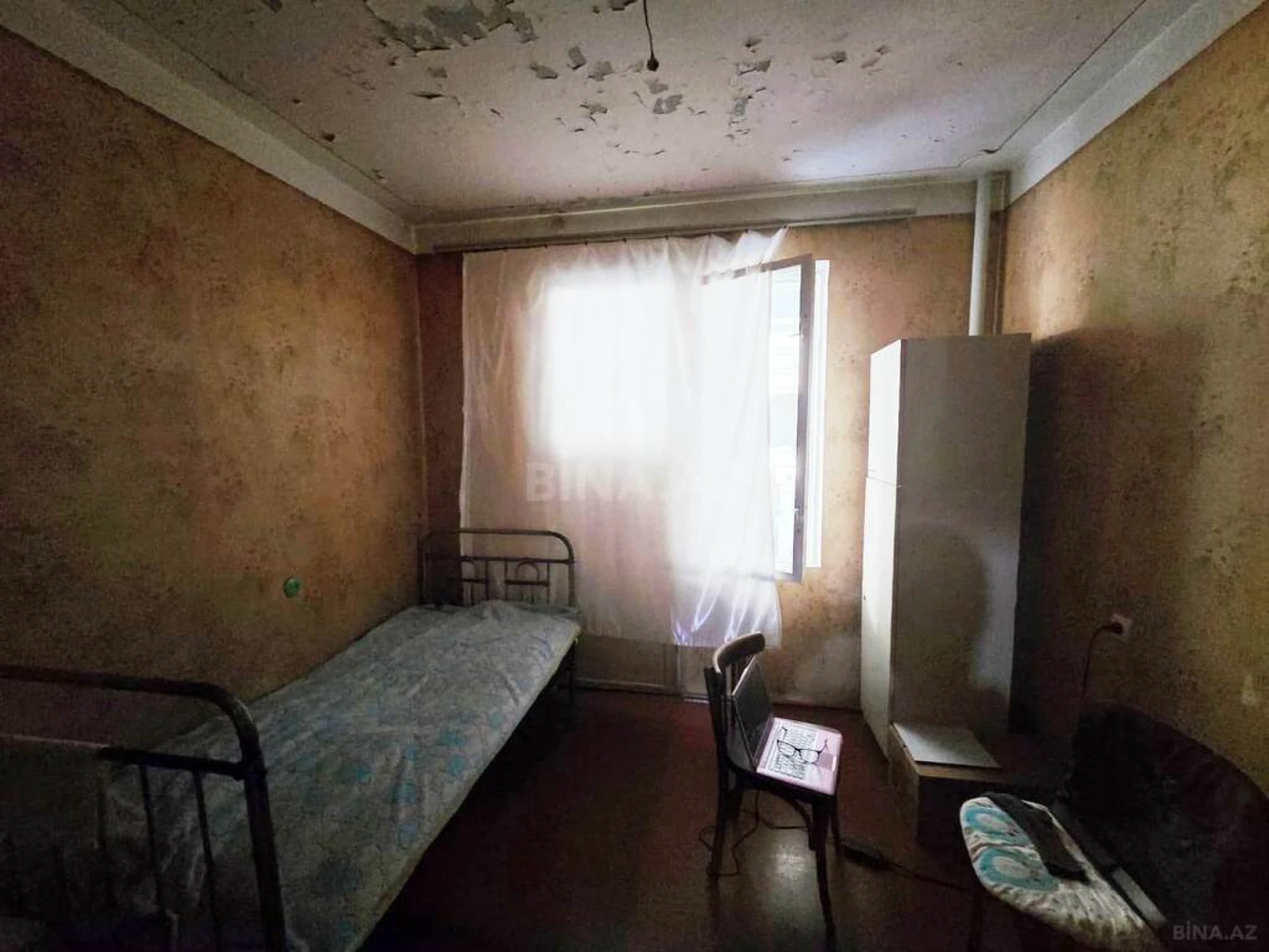 Satılır 5 otaqlı mənzil 127 m²