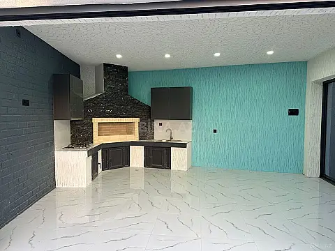 Satılır 4 otaqlı həyət evi 160 m²