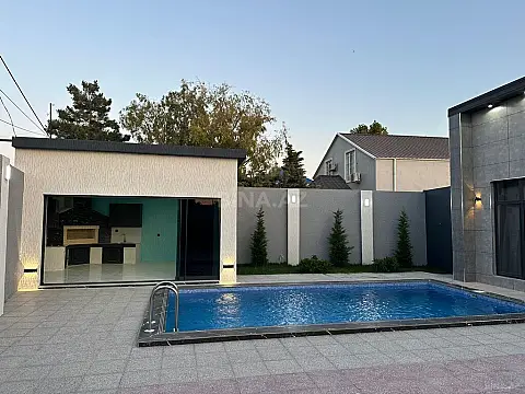 Satılır 4 otaqlı həyət evi 160 m²