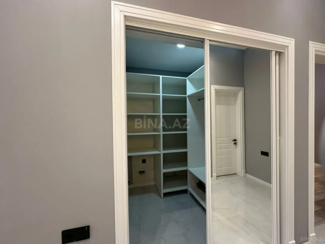 Satılır 4 otaqlı həyət evi 160 m²