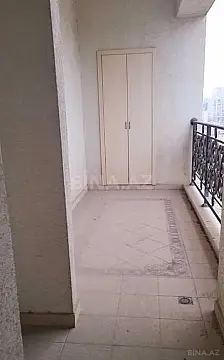 Satılır 3 otaqlı mənzil 175 m²
