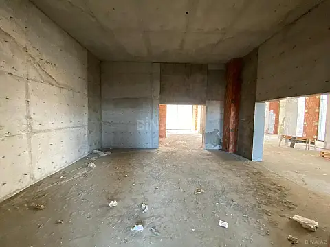Satılır obyekt 350 m²
