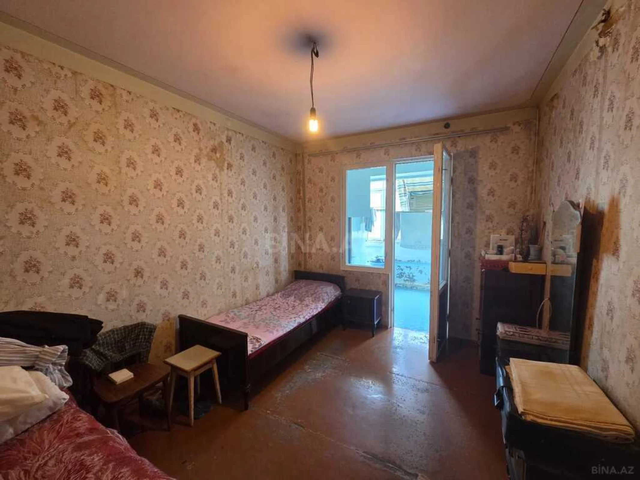 Satılır 5 otaqlı mənzil 130 m²