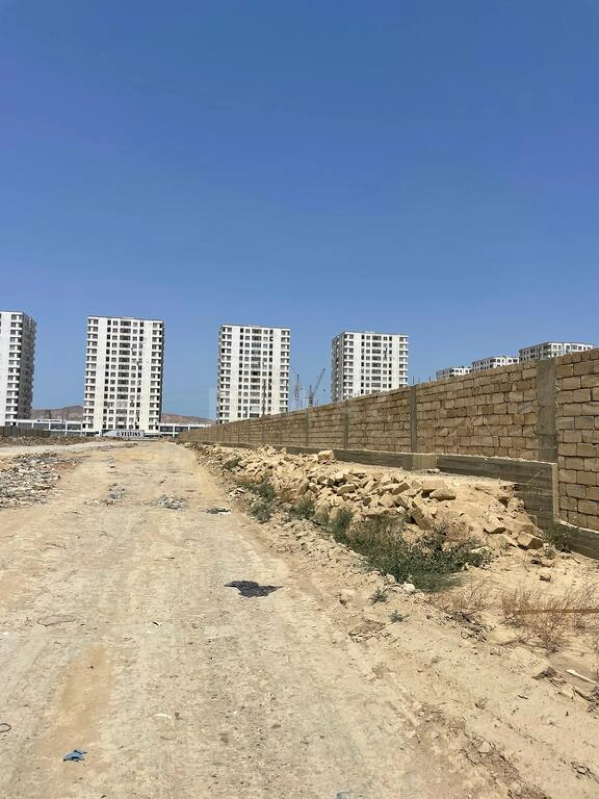 Satılır torpaq sahəsi 100 m²