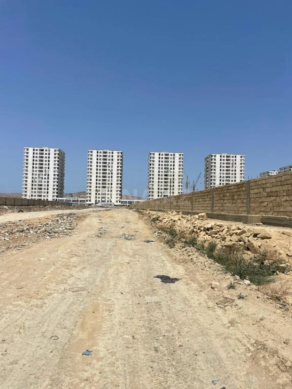 Satılır torpaq sahəsi 100 m²