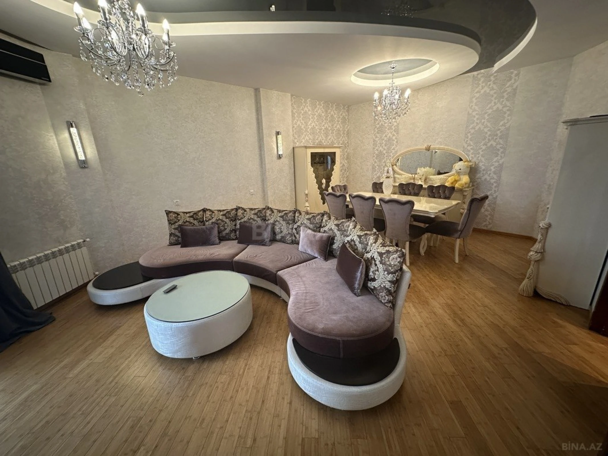 Satılır 3 otaqlı mənzil 150 m²