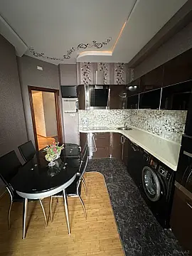 Satılır 3 otaqlı mənzil 150 m²