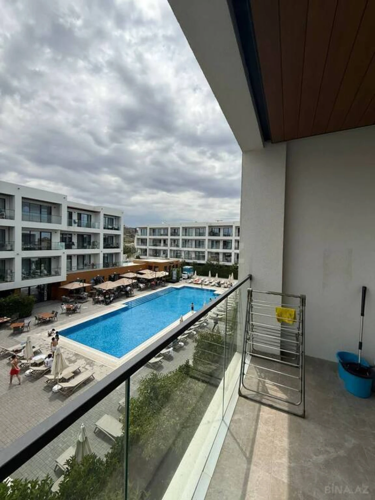 Satılır 1 otaqlı mənzil 58 m²