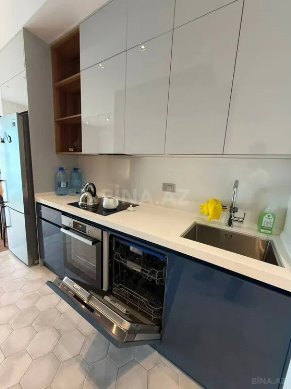 Satılır 1 otaqlı mənzil 58 m²