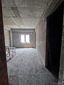 Satılır 4 otaqlı mənzil 166 m²