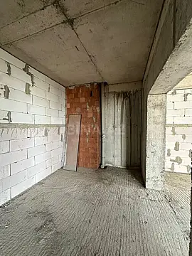 Satılır 3 otaqlı mənzil 153 m²