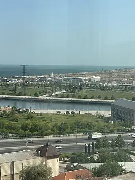 Satılır 3 otaqlı mənzil 153 m²