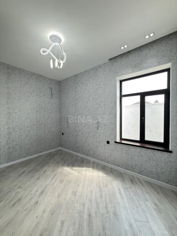 Satılır 4 otaqlı həyət evi 135 m²